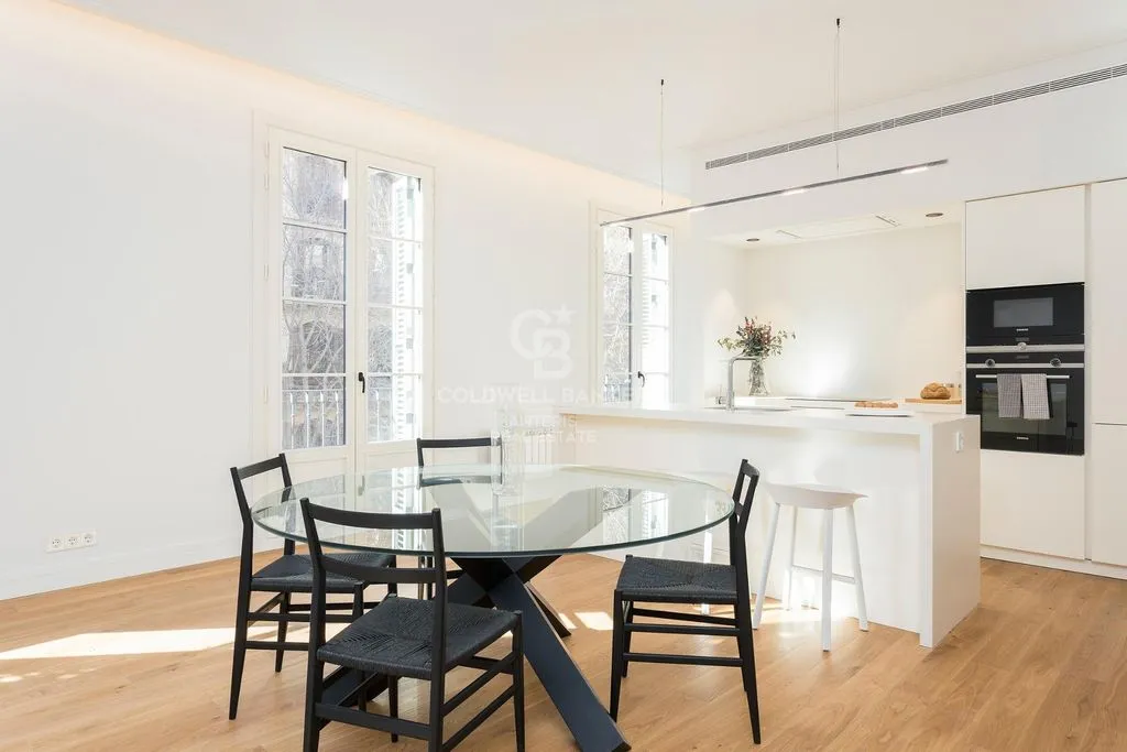 Flat 113m² in France, Menton. Priced at 950000€ rent photo-4
