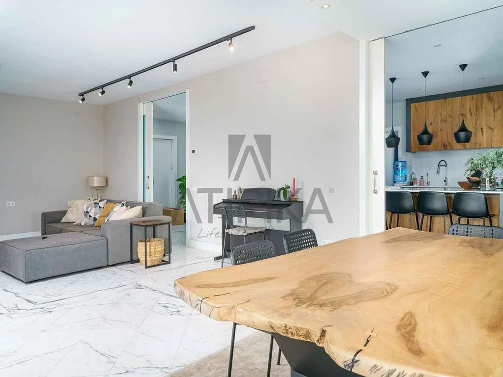 Flat 274m² in France, Menton. Priced at 1499000€ rent photo-5