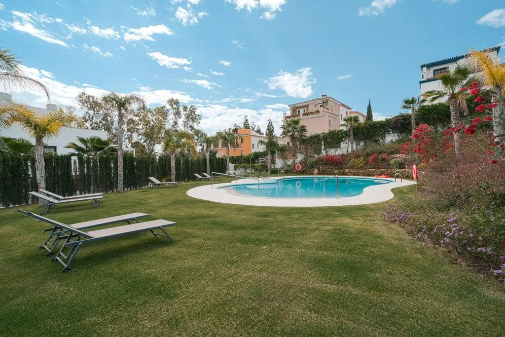 Flat 192m² in Portugal, Oeirash. Priced at 1100000€ rent photo-1
