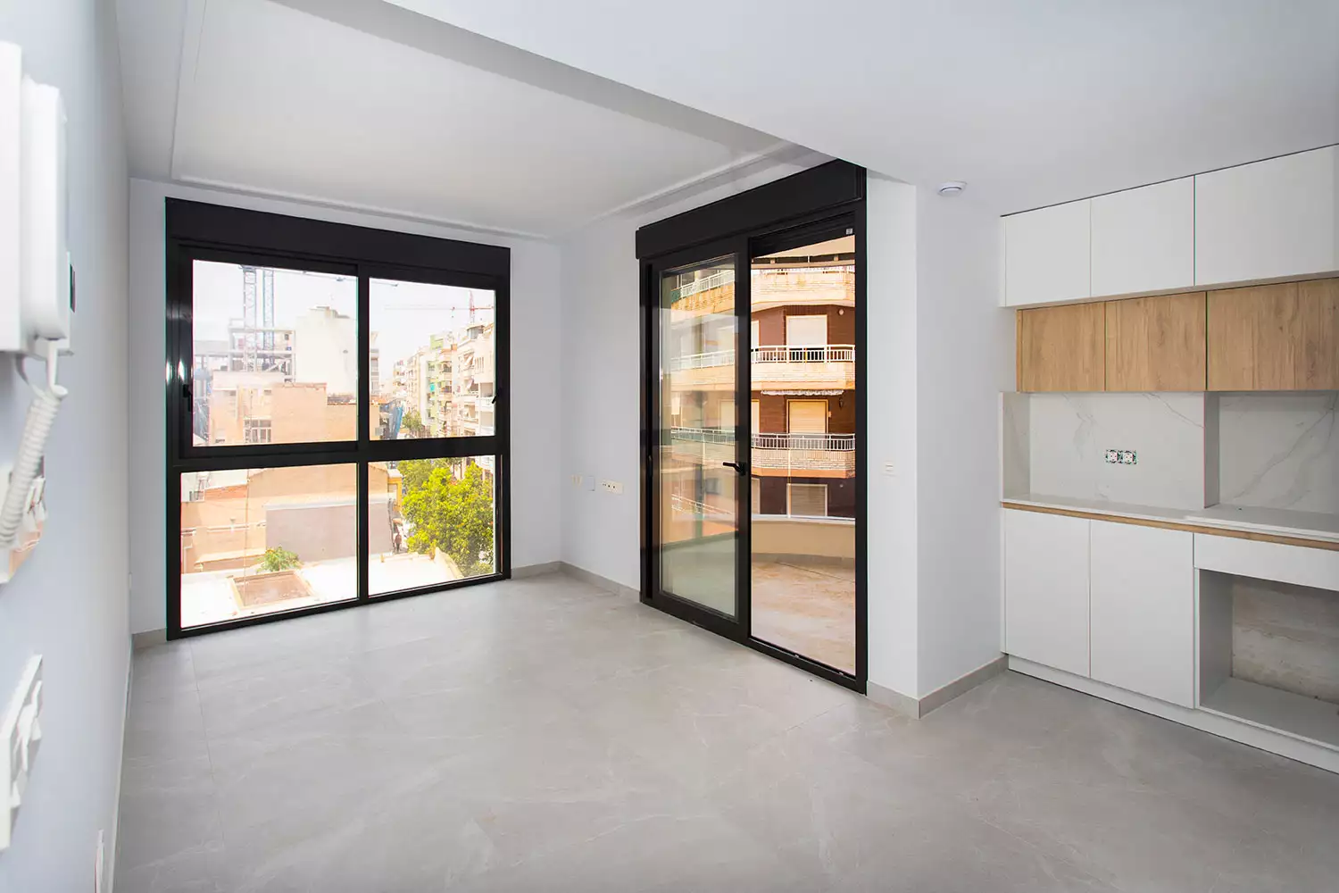 Flat 88m² in Spain, Torrevieja. Priced at 334900€ rent photo-5