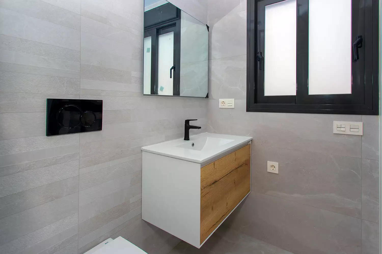 Flat 88m² in Spain, Torrevieja. Priced at 334900€ rent photo-11