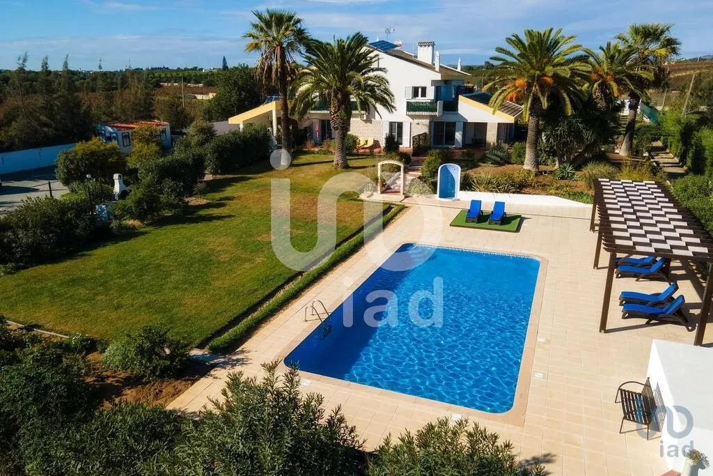 House 955m² in Portugal, Tavira. Priced at 1950000€ rent photo-5