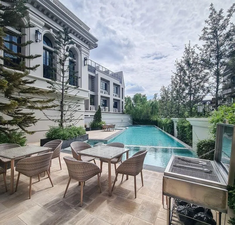 Villa 586m² in Thailand, Bangkok. Priced at 1776900€ rent photo-2