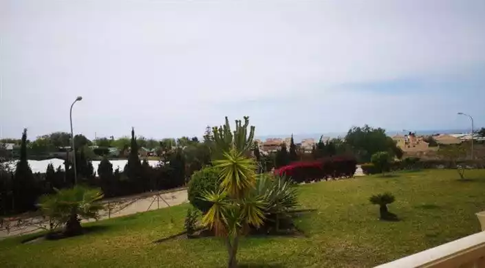 Other Properties 73m² in Italy, Lentate-sul-Sevezo. Priced at 135000€ rent photo-1