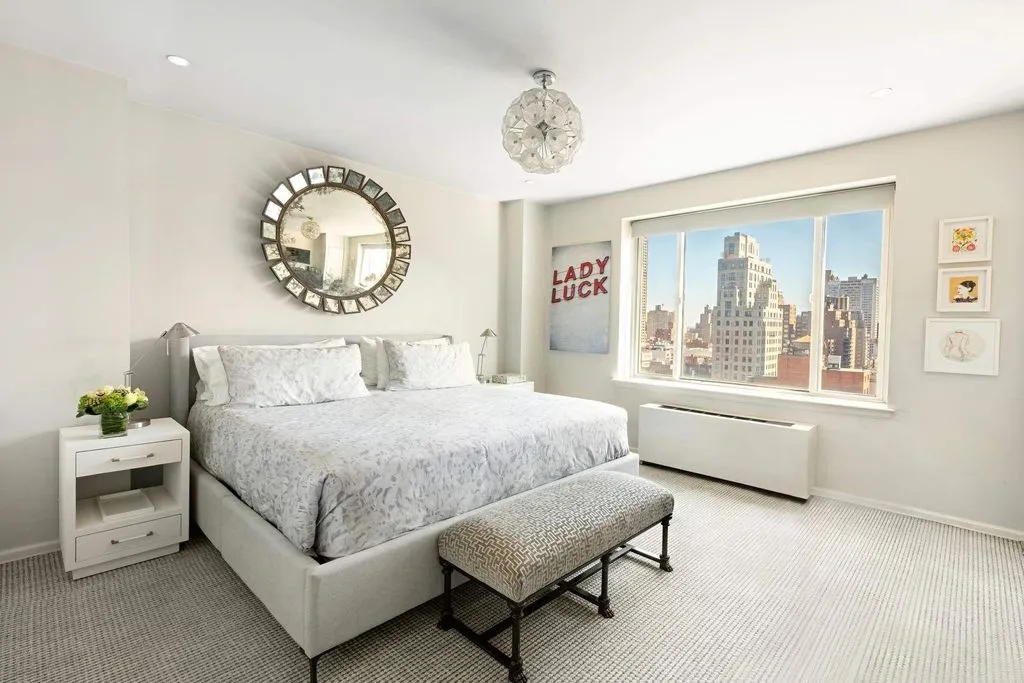 Flat 202m² in USA, New York. Priced at 2846700€ rent photo-6
