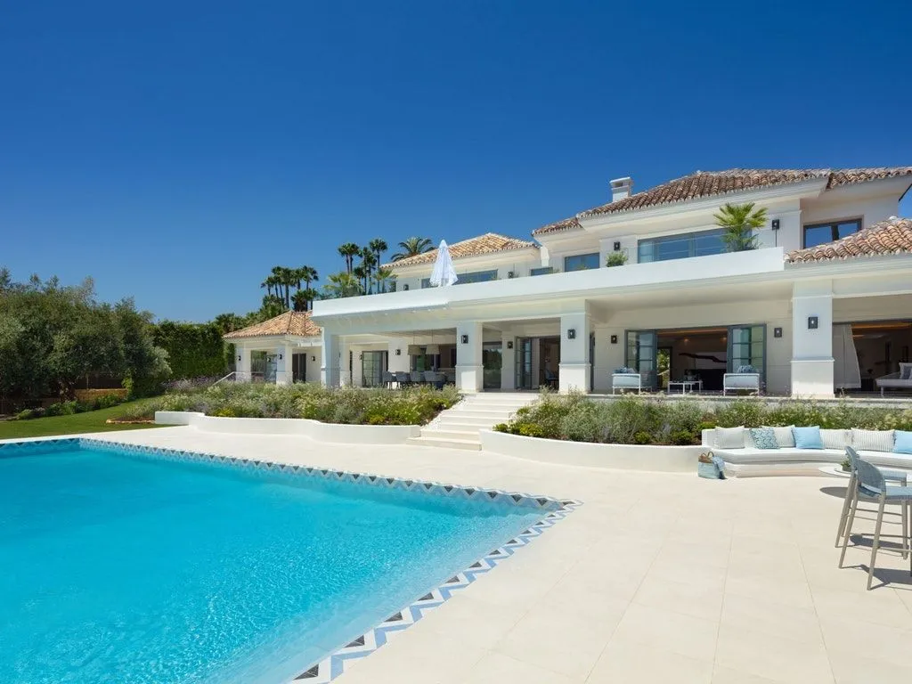 Villa 901m² in Portugal, Oeirash. Priced at 9500000€ rent photo-4