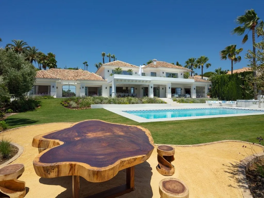 Villa 901m² in Portugal, Oeirash. Priced at 9500000€ rent photo-5