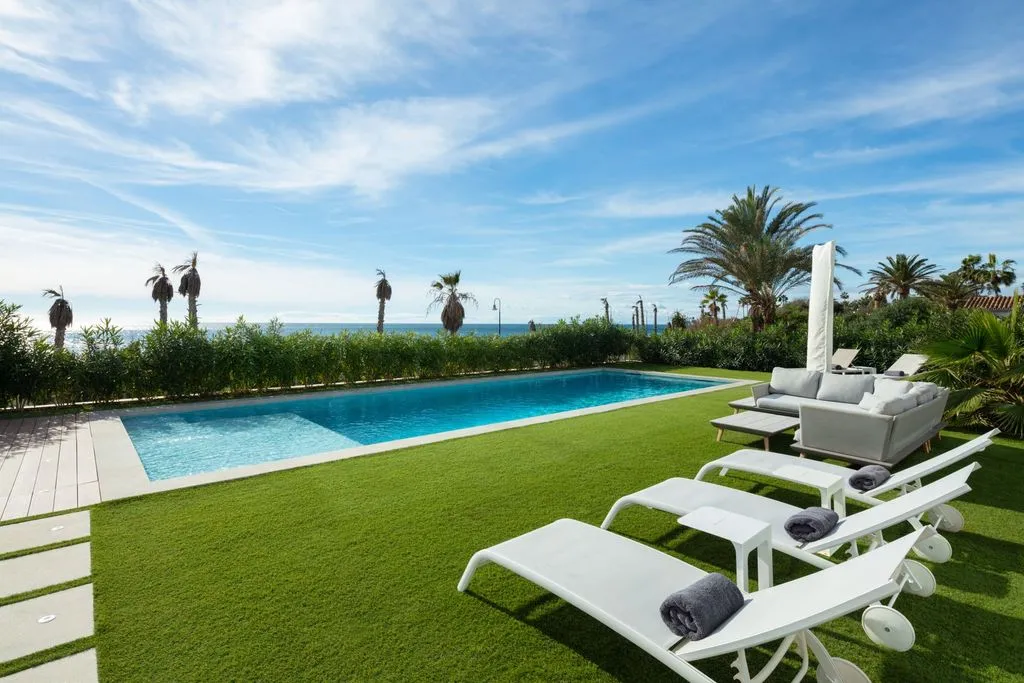 Villa 699m² in Portugal, Oeirash. Priced at 4900000€ rent photo-2