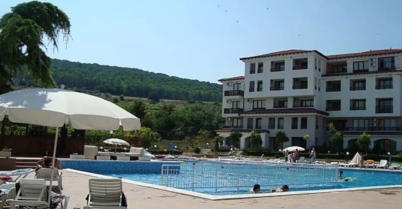 Flat 68.421052631579m² in Bulgaria, Rogachevo. Priced at 39000€ rent photo-1