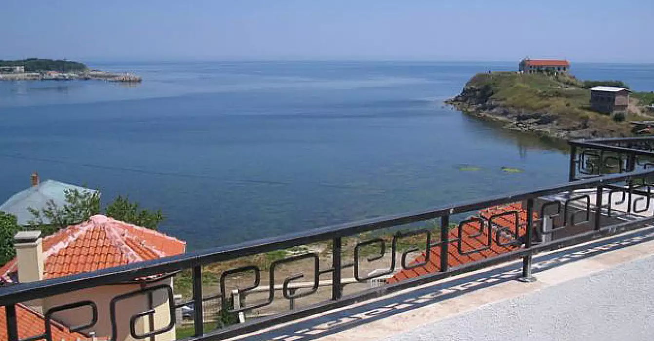 Flat 39m² in Bulgaria, Tsarevo. Priced at 30000€ rent photo-1