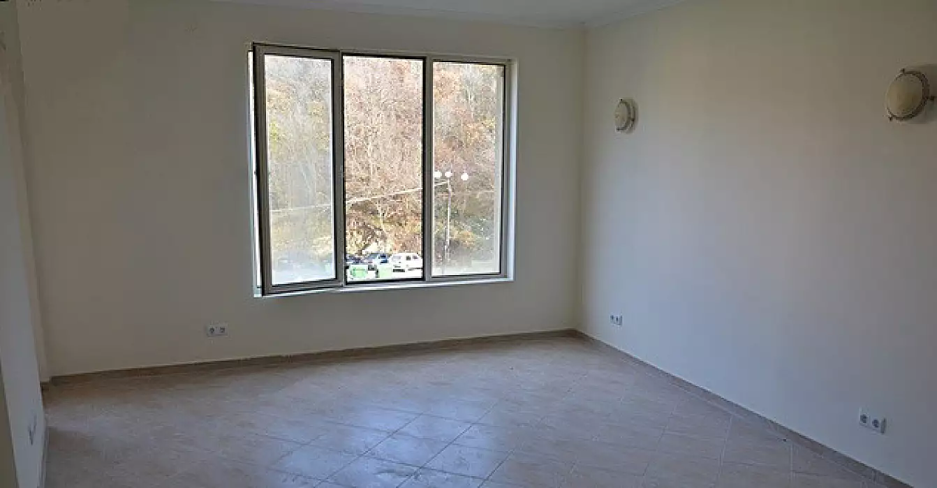 Flat 72m² in Bulgaria, Elenite. Priced at 52000€ rent photo-1