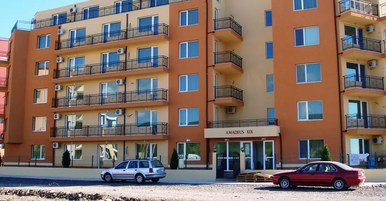 Flat 28m² in Bulgaria, Sunny Beach. Priced at 18000€ rent photo-1
