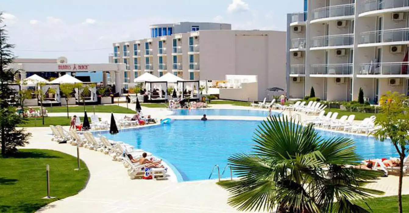 Flat 70m² in Bulgaria, Sarafovo. Priced at 55200€ rent photo-1