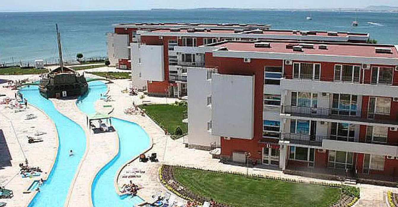 Flat 67m² in Bulgaria, Elenite. Priced at 42995€ rent photo-1