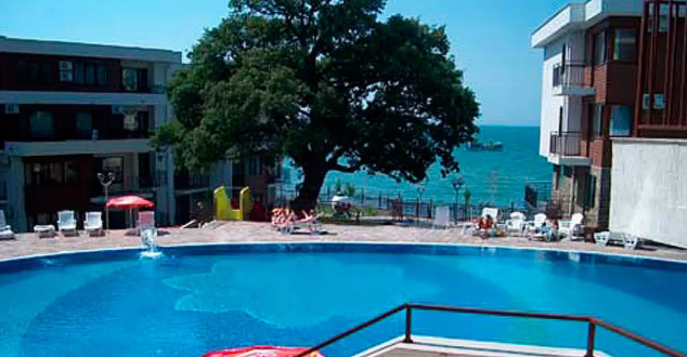 Flat 51m² in Bulgaria, Elenite. Priced at 49000€ rent photo-1
