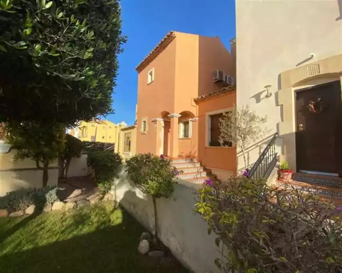 Townhouse 126m² in Portugal, Carvoeiro. Priced at 210000€ rent photo-1