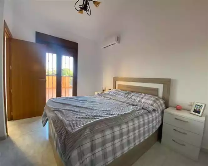 Townhouse 126m² in Portugal, Carvoeiro. Priced at 210000€ rent photo-11