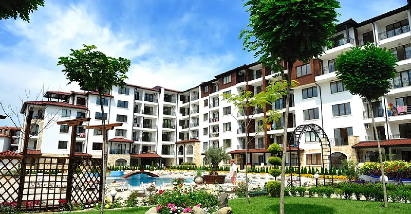 Flat 94m² in Bulgaria, Nessebar. Priced at 110000€ rent photo-1