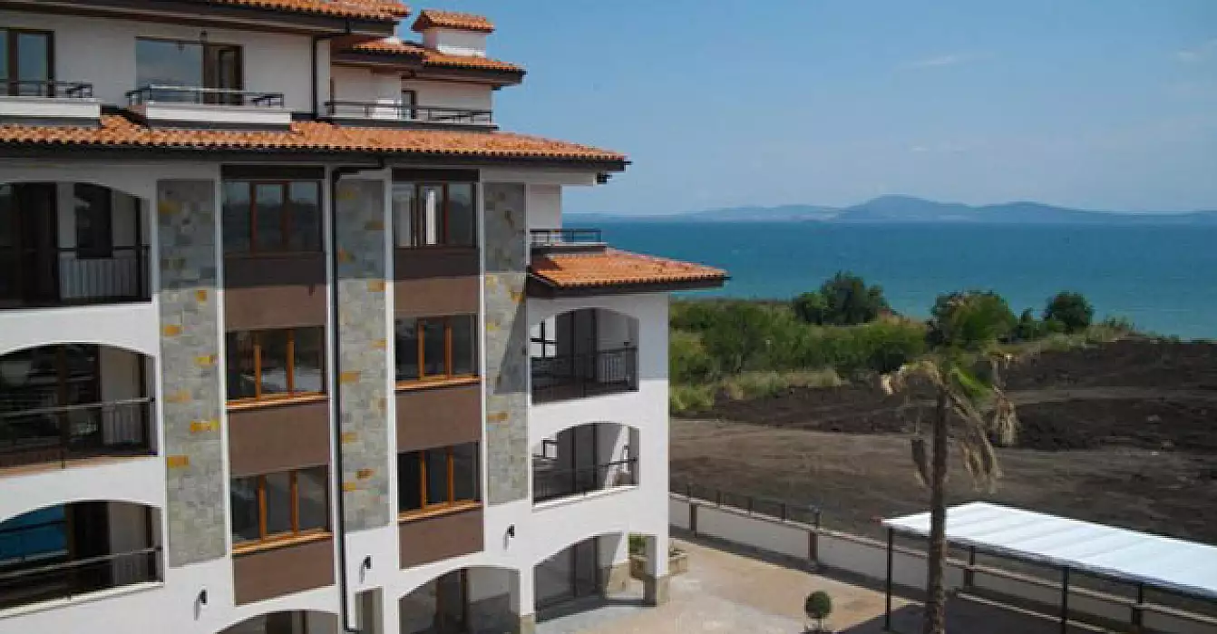Flat 46m² in Bulgaria, Sarafovo. Priced at 44000€ rent photo-1