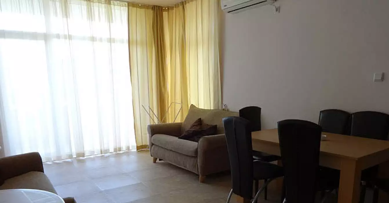 Flat 99m² in Bulgaria, Sunny Beach. Priced at 54000€ rent photo-1