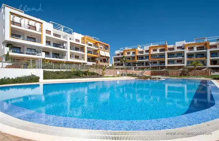 Flat 61m² in Spain, Orihuela Costa. Priced at 234900€ rent photo-1