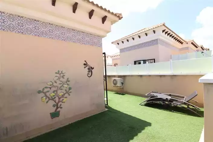 Other Properties 89m² in Spain, Orihuela Costa. Priced at 143000€ rent photo-17