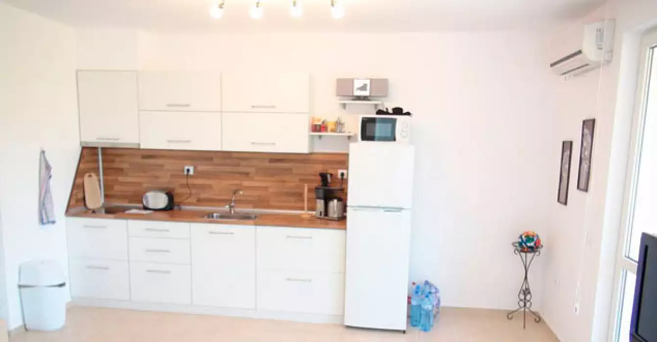 Flat 93m² in Bulgaria, Nessebar. Priced at 94995€ rent photo-1