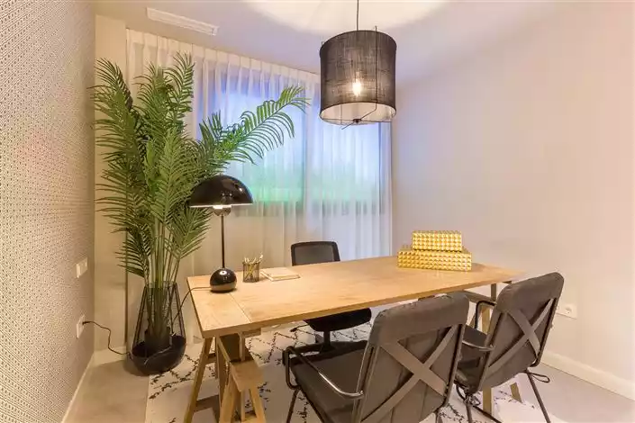 Flat 77m² in USA, Southbury. Priced at 290000€ rent photo-15