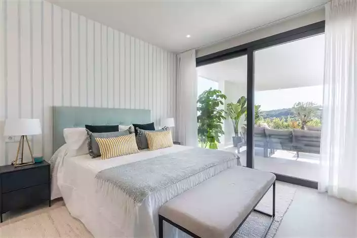 Flat 77m² in USA, Southbury. Priced at 290000€ rent photo-2
