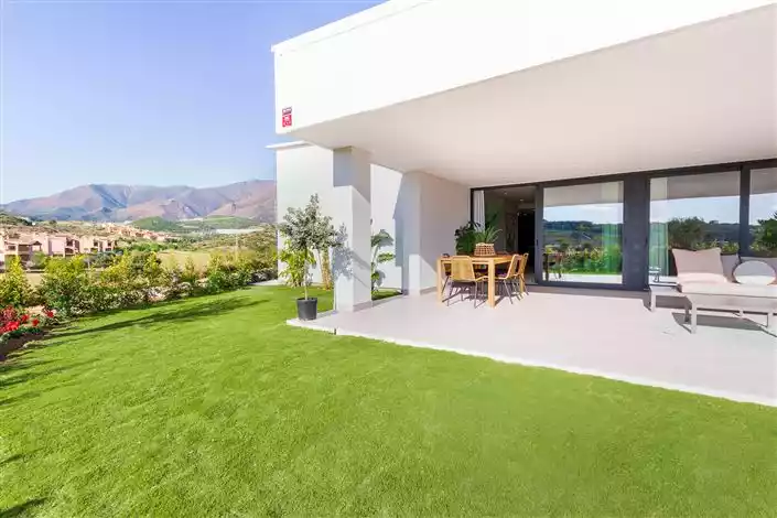 Flat 77m² in USA, Southbury. Priced at 290000€ rent photo-6