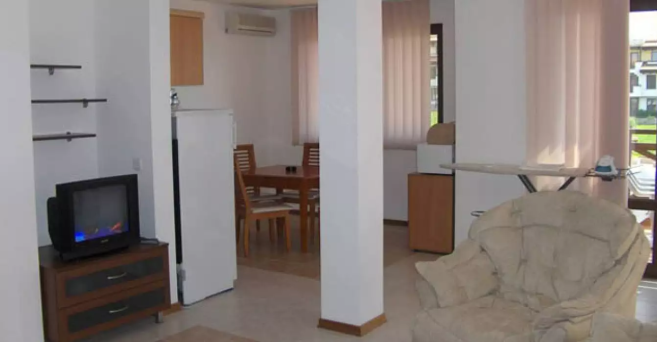 Flat 108m² in Bulgaria, Chernomorets. Priced at 120000€ rent photo-1