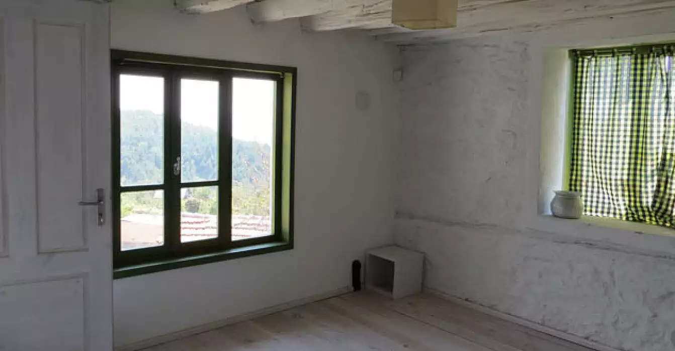 Villa 250m² in Bulgaria, Sandanski. Priced at 55000€ rent photo-1
