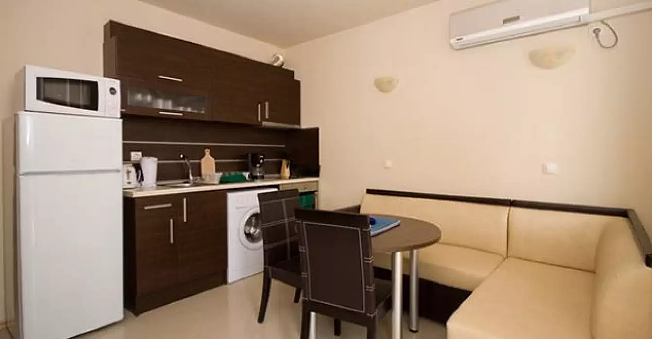 Flat 50m² in Bulgaria, Sozopol. Priced at 34995€ rent photo-1