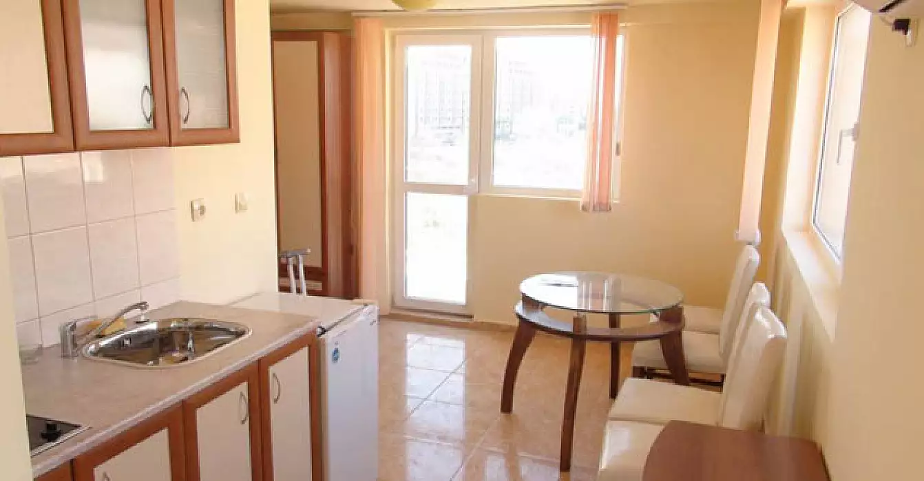 Flat 60m² in Bulgaria, Nessebar. Priced at 29995€ rent photo-1