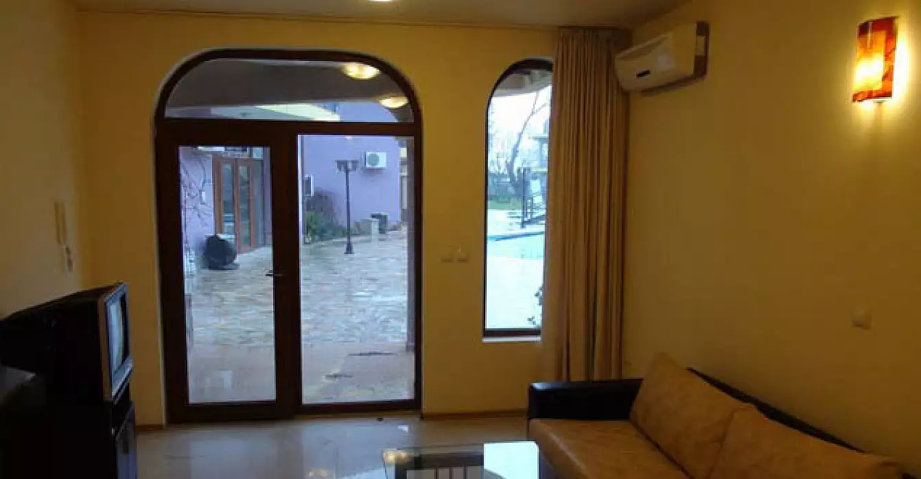 Flat 92m² in Bulgaria, Chernomorets. Priced at 59500€ rent photo-1