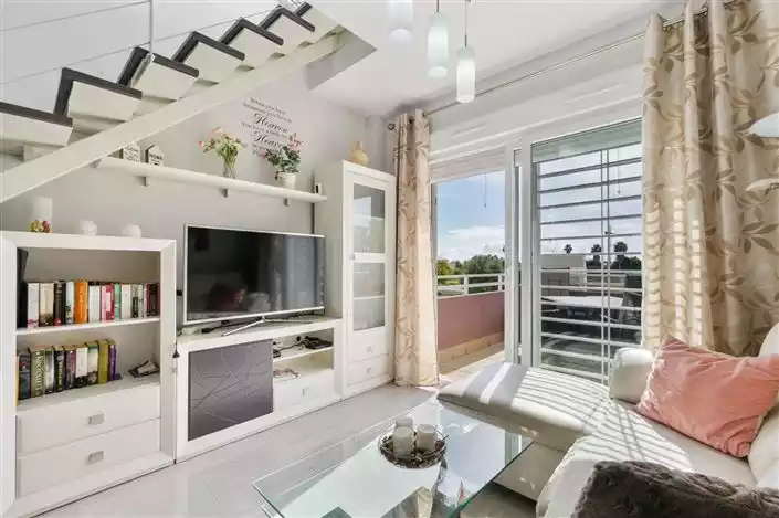 Flat 73m² in Spain, Orihuela Costa. Priced at 199000€ rent photo-8