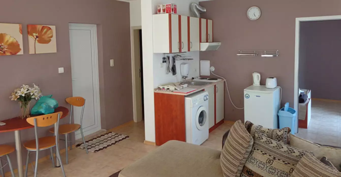 Flat 92m² in Bulgaria, Sunny Beach. Priced at 40000€ rent photo-1