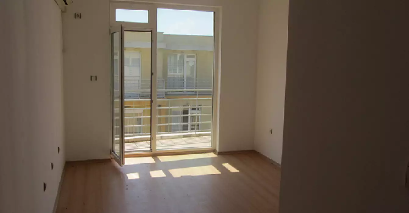 Flat 27m² in Bulgaria, Sunny Beach. Priced at 10000€ rent photo-1