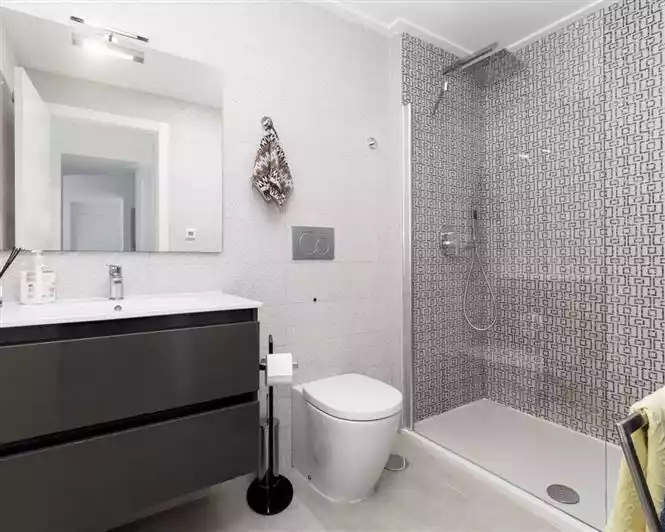 Other Properties 66m² in Spain, Torrevieja. Priced at 219600€ rent photo-12