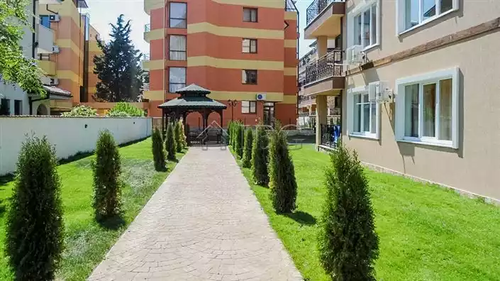 Flat 64m² in Bulgaria, Ravda. Priced at 72000€ rent photo-27