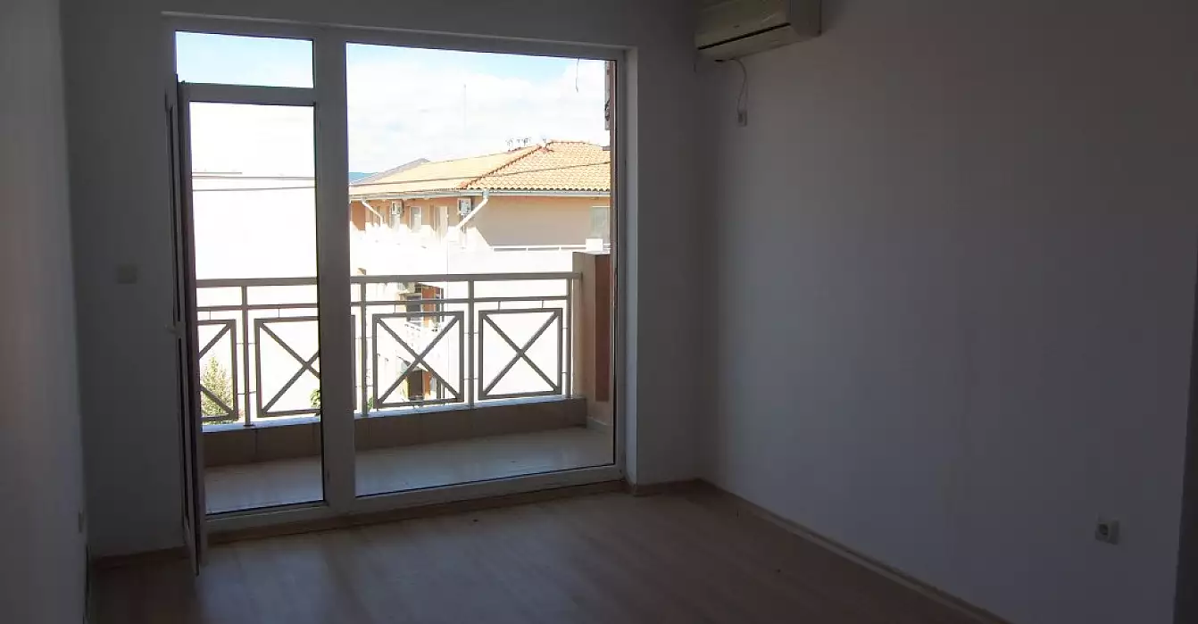 Flat 28m² in Bulgaria, Sunny Beach. Priced at 10000€ rent photo-1