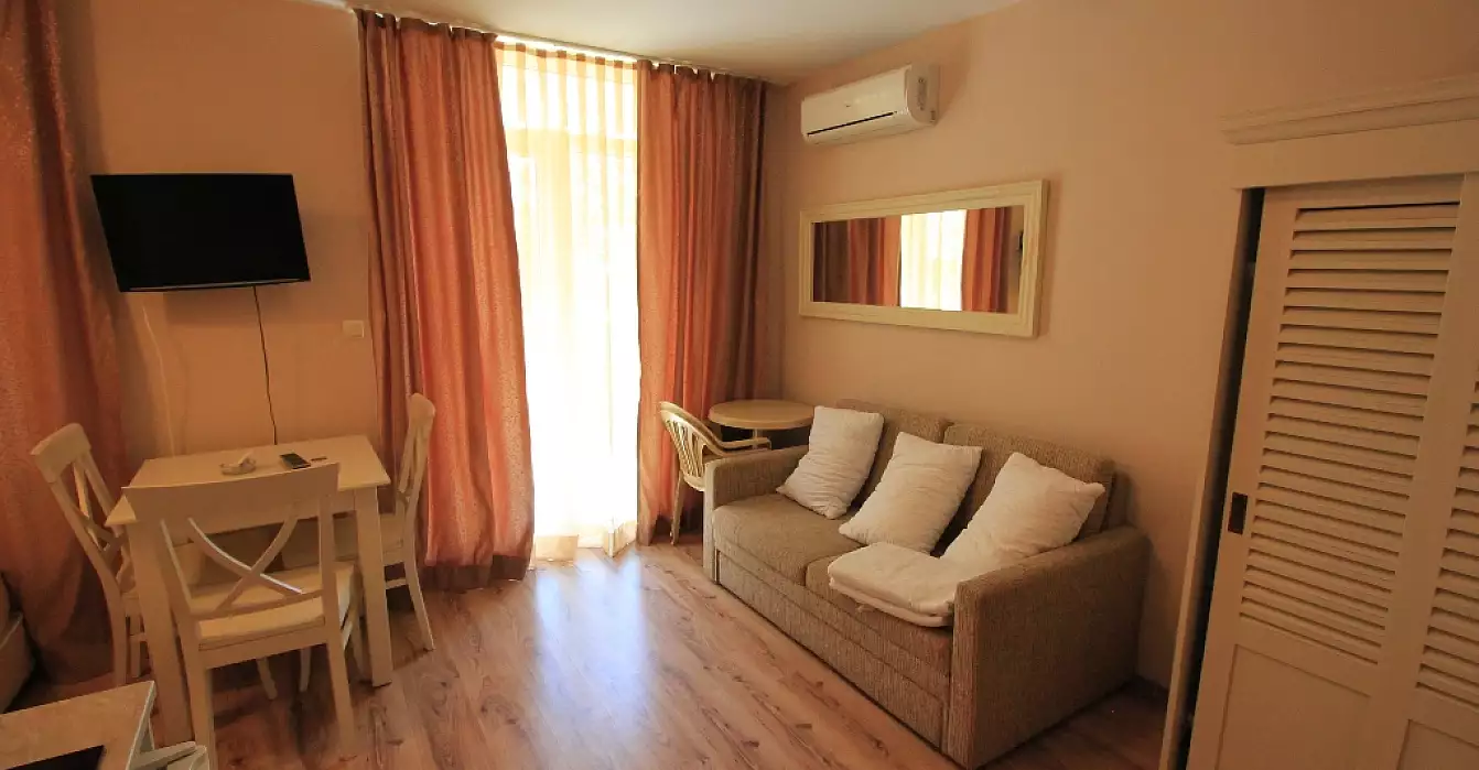 Flat 41m² in Bulgaria, Sunny Beach. Priced at 20000€ rent photo-1