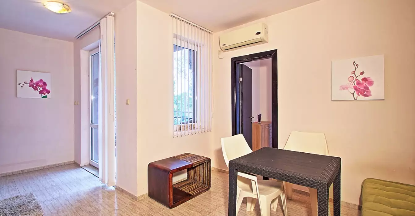 Flat 51m² in Bulgaria, Sunny Beach. Priced at 32000€ rent photo-1