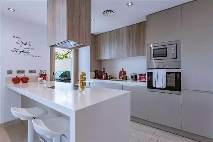 Flat 76m² in Spain, La Cala de Mijas. Priced at 440000€ rent photo-3