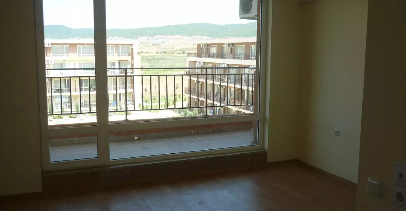 Flat 54m² in Bulgaria, Sunny Beach. Priced at 36000€ rent photo-1