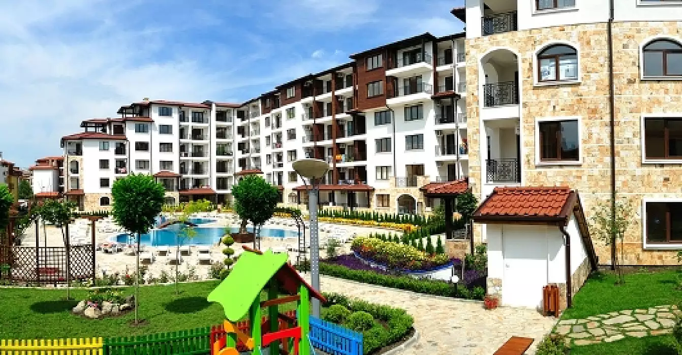 Flat 59m² in Bulgaria, Nessebar. Priced at 33000€ rent photo-1