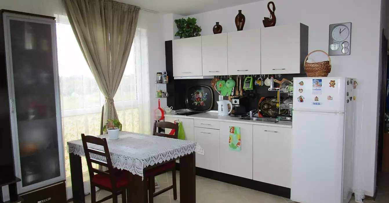 Flat 60m² in UAE, Hor-dubai. Priced at 30000€ rent photo-1