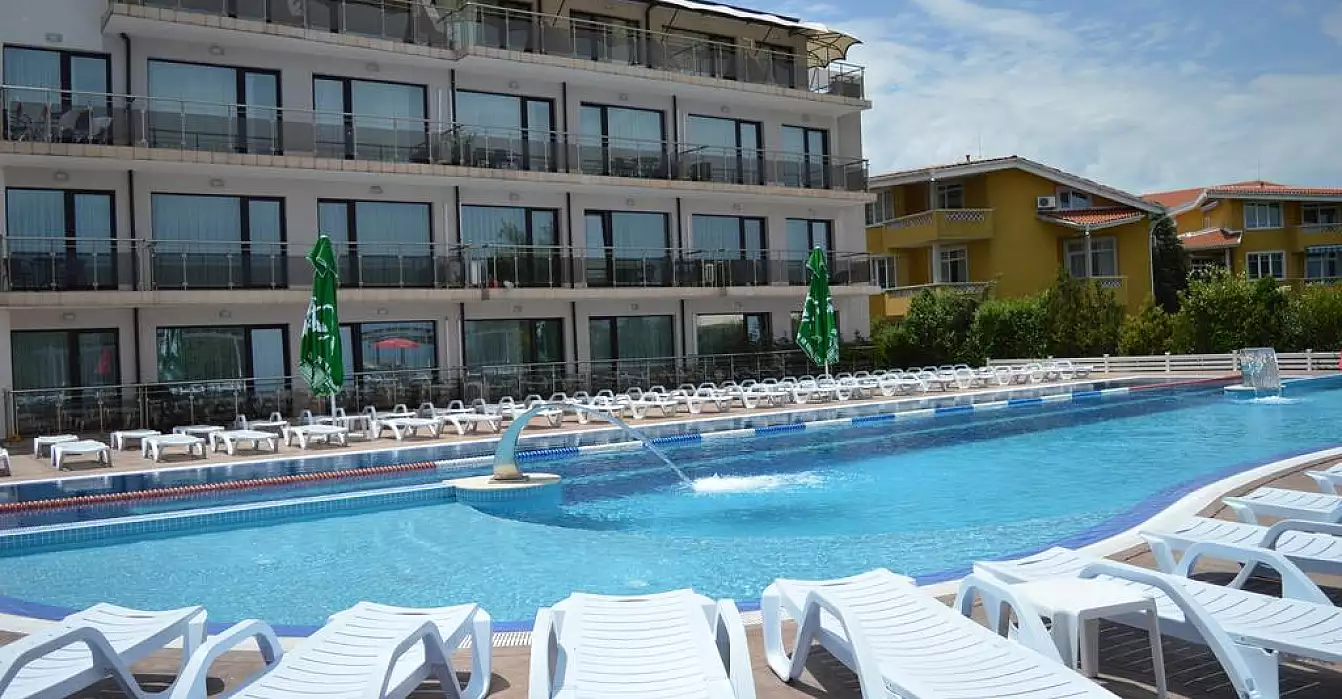 Flat 58m² in Bulgaria, Sozopol. Priced at 51000€ rent photo-1