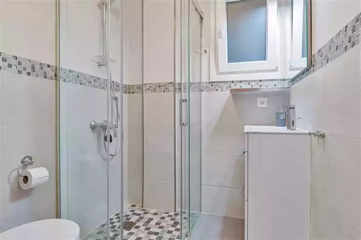 Flat 137m² in Spain, Fuengirola. Priced at 325000€ rent photo-7