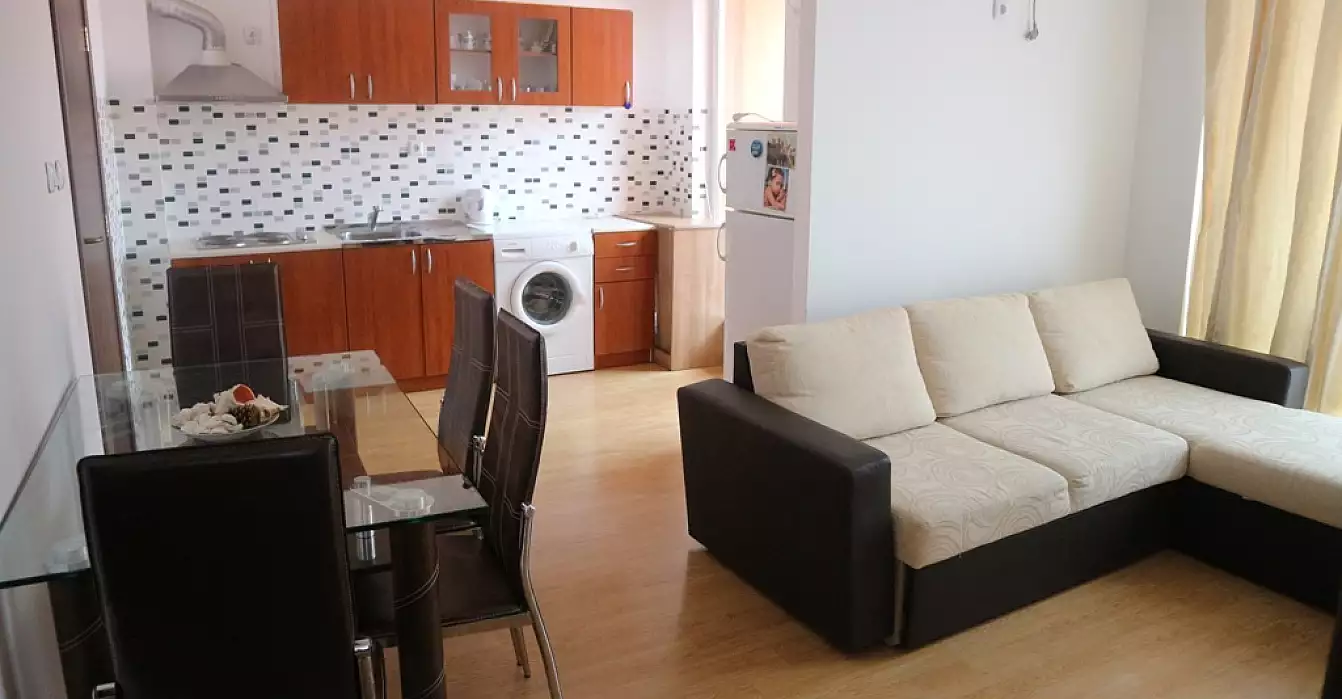Flat 80m² in Bulgaria, Sunny Beach. Priced at 22000€ rent photo-1